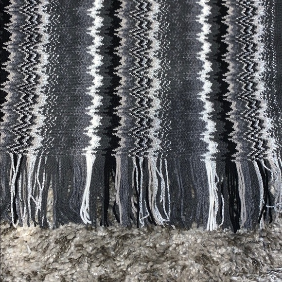 Missoni Scarf BNWT🖤 - Picture 4 of 7